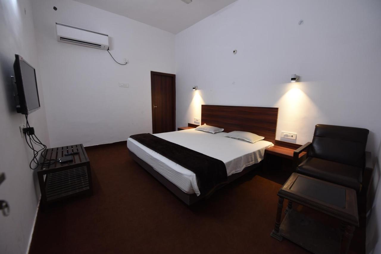 Hotel Mayur جوراكبور المظهر الخارجي الصورة